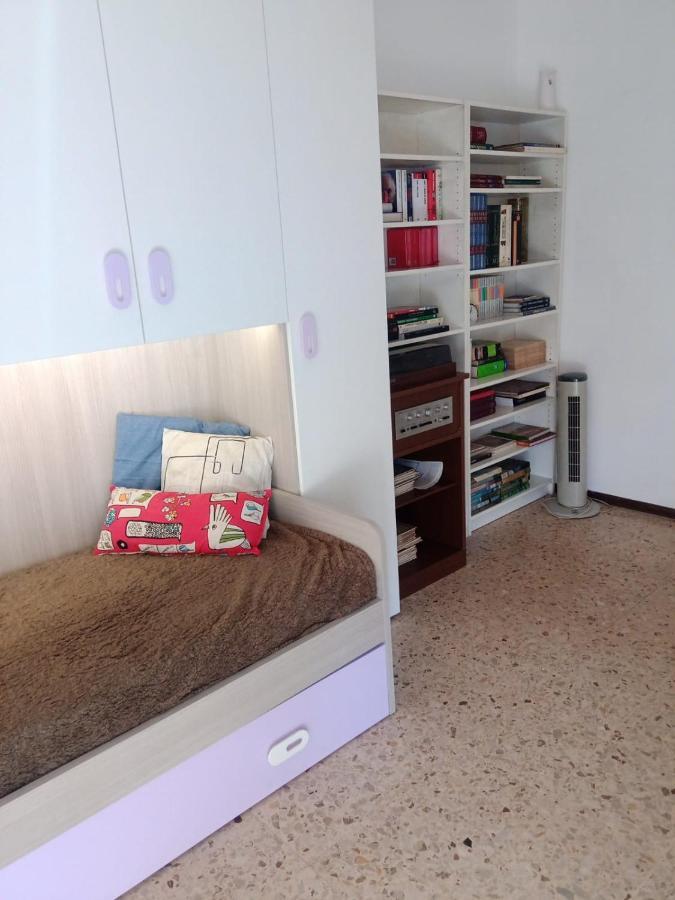 "House Of Lella" Appartamento 2 Camere Da Letto Milaan Buitenkant foto