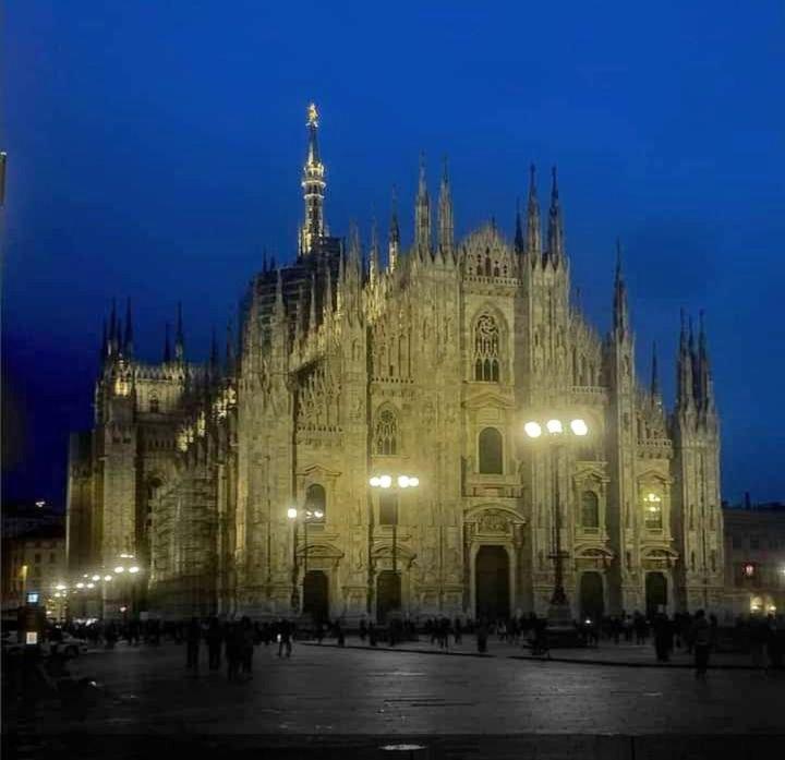"House Of Lella" Appartamento 2 Camere Da Letto Milaan Buitenkant foto